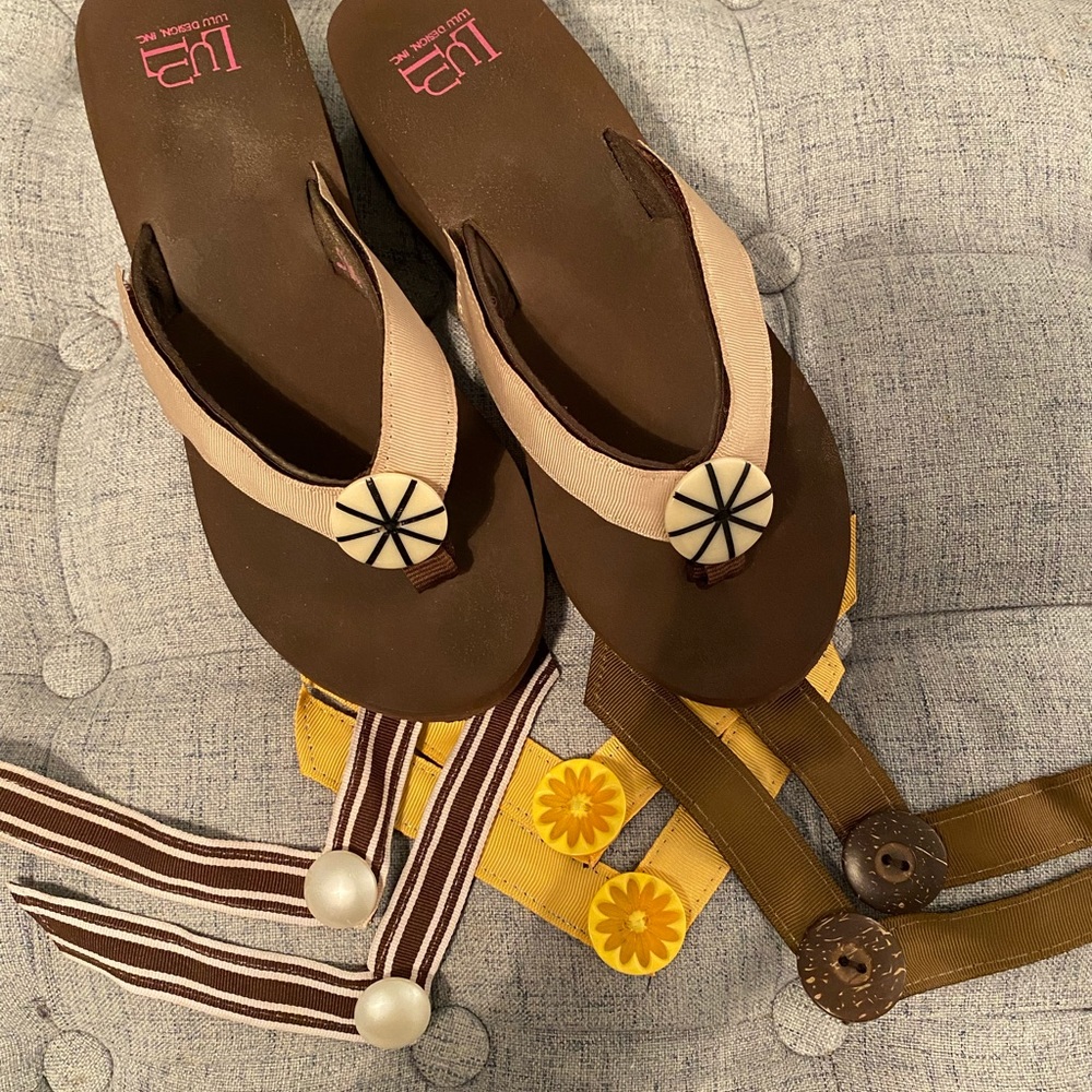 Lulu Designs Switch Flops with 4 Straps